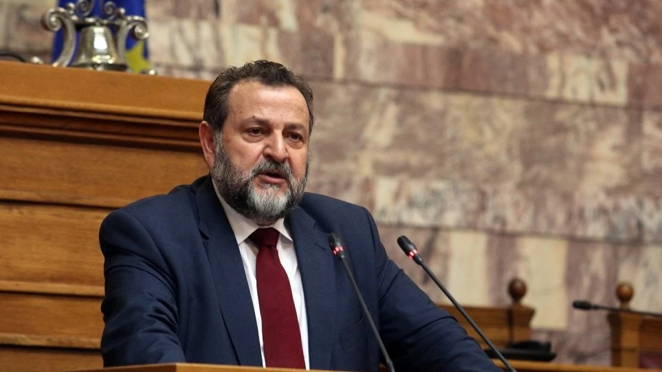 Κεγκέρογλου για Τόσκα: Εμείς τον είχαμε πορτιέρο στον Μπεγλίτη, όχι υπουργό – Είναι μπιτ άχρηστος